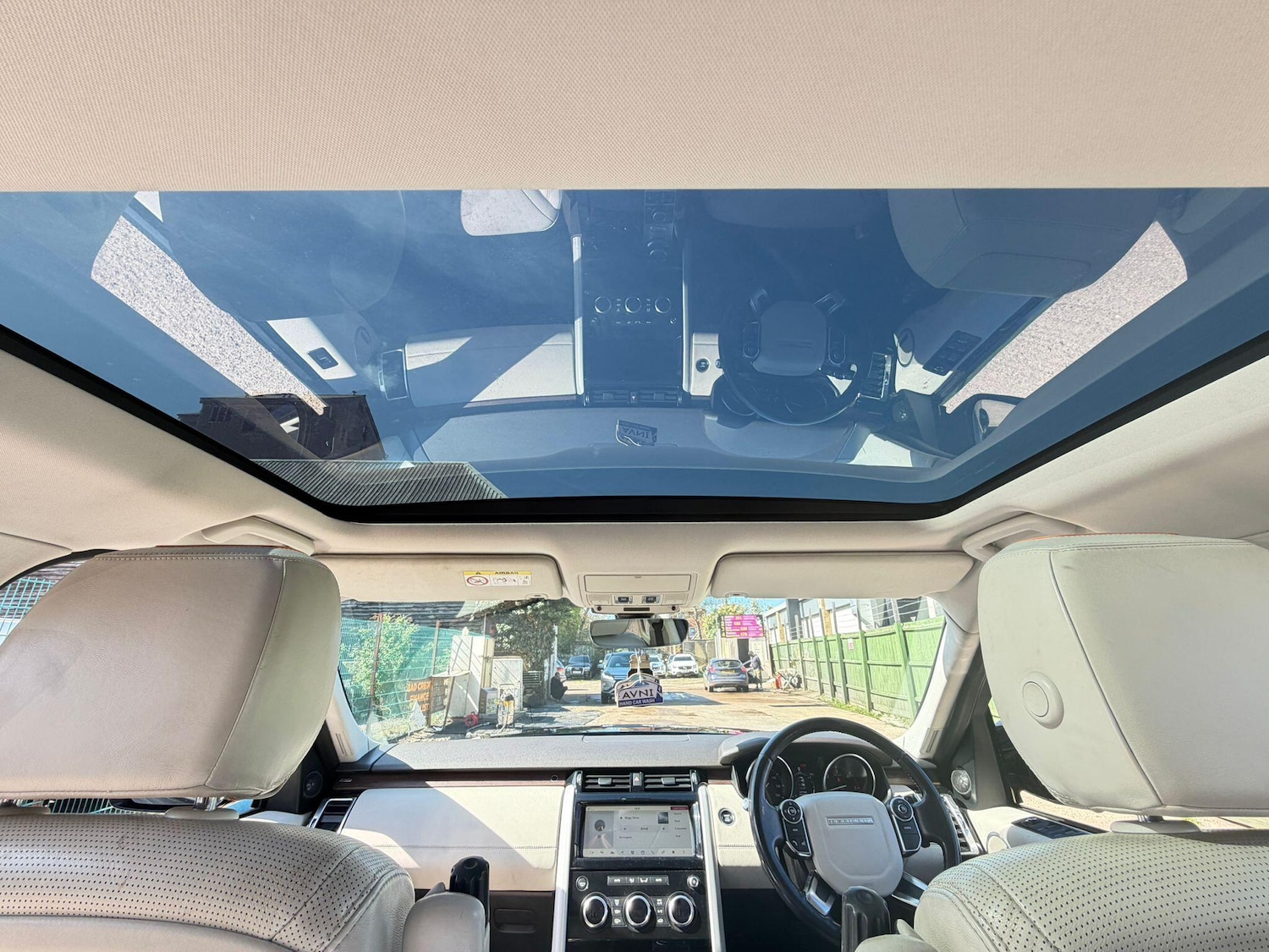 Used Land Rover Discovery 2017 for sale - 78148251: Photo 4