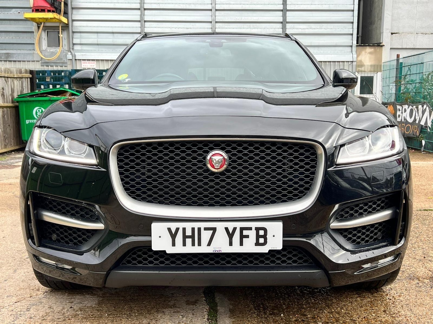 Used Jaguar F-Pace 2017 for sale - 76360375: Photo 13