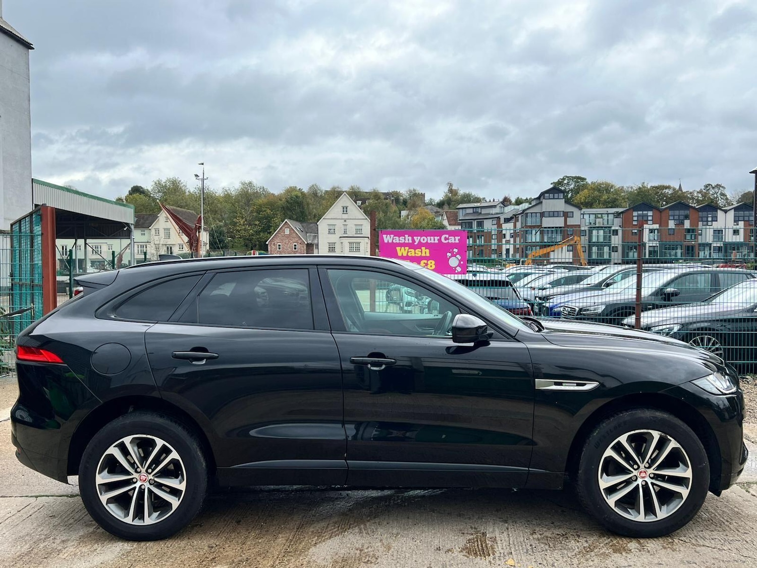 Used Jaguar F-Pace 2017 for sale - 76360375: Photo 3