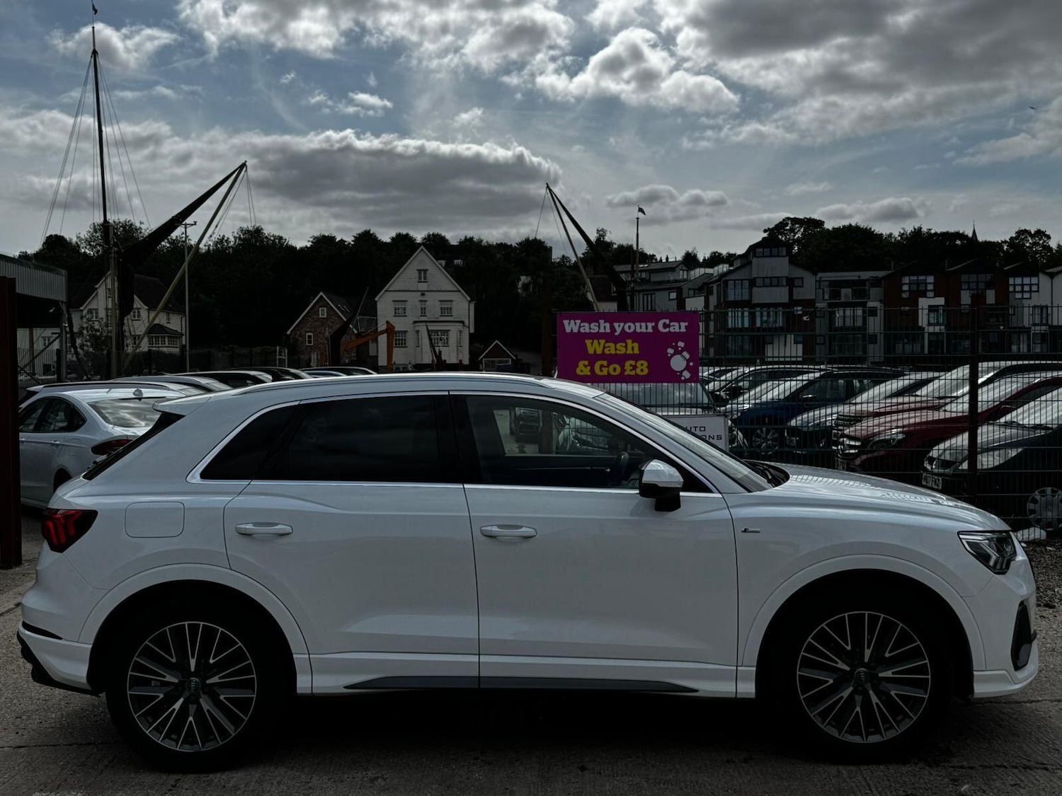 Used Audi Q3 2019 for sale - 76988539: Photo 3