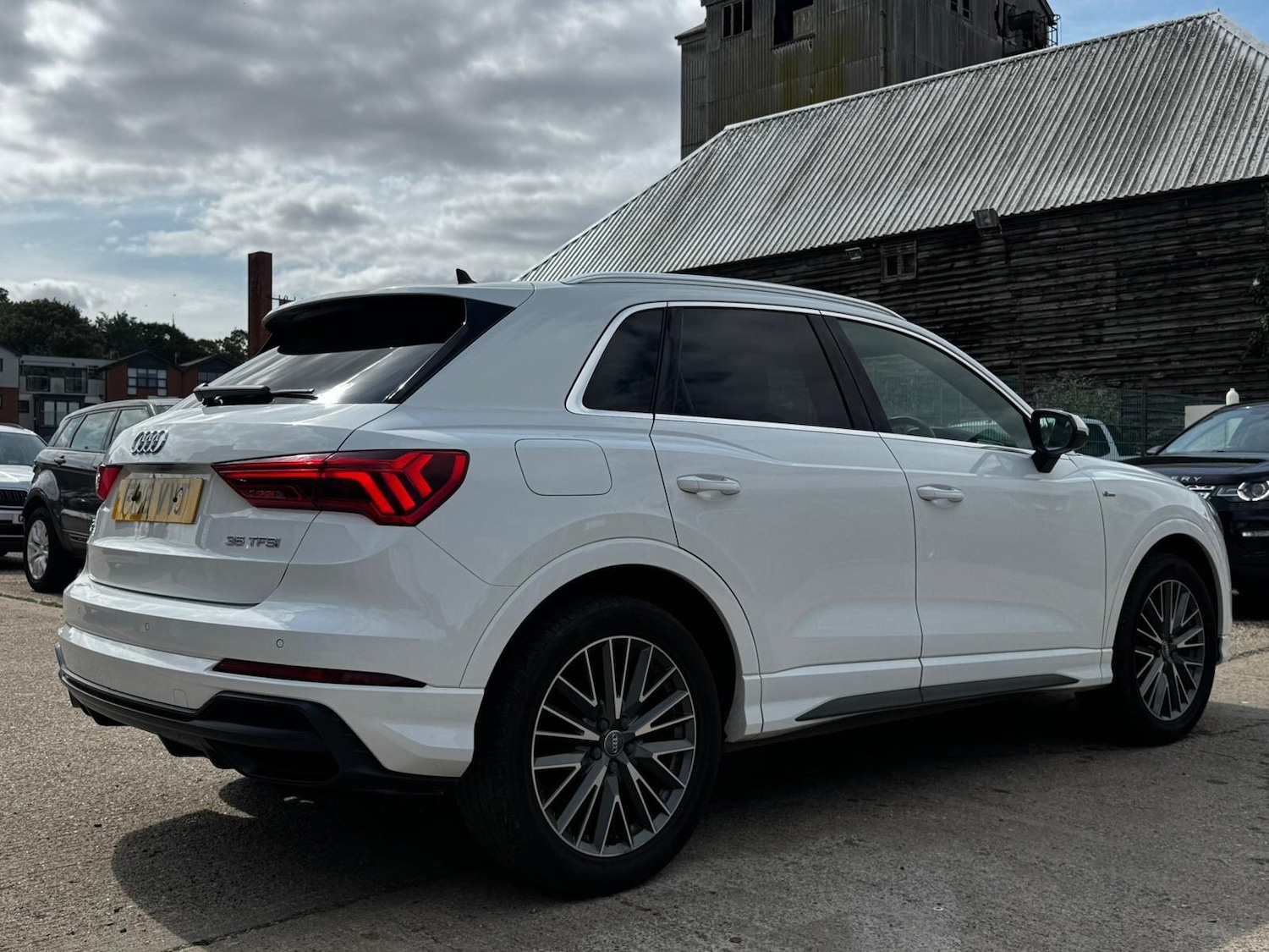 Used Audi Q3 2019 for sale - 76988539: Photo 5