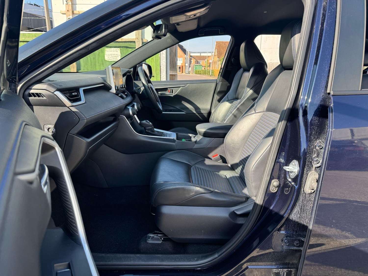 Used Toyota RAV4 2020 for sale - 76990534: Photo 20