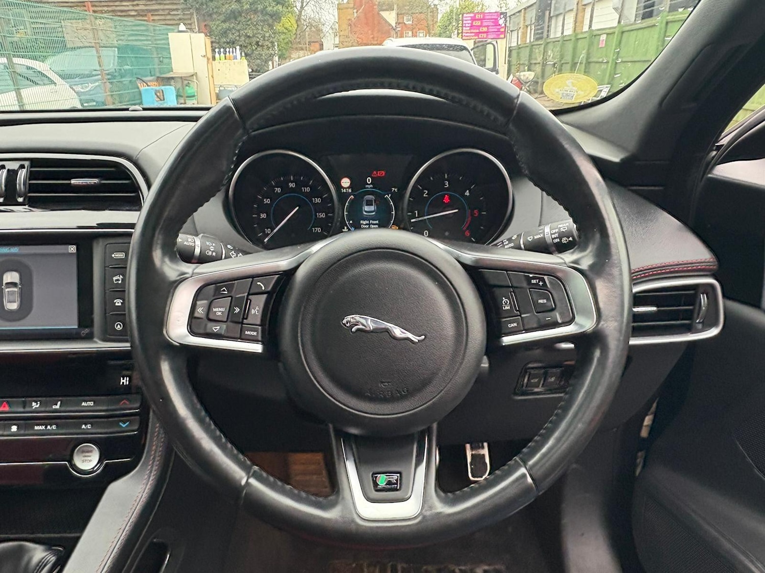 Used Jaguar F-Pace for sale - 77441239: Photo 25