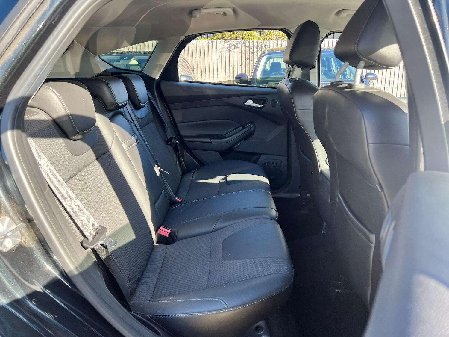 Used Ford Focus 2012 for sale - 76370977: Photo 16