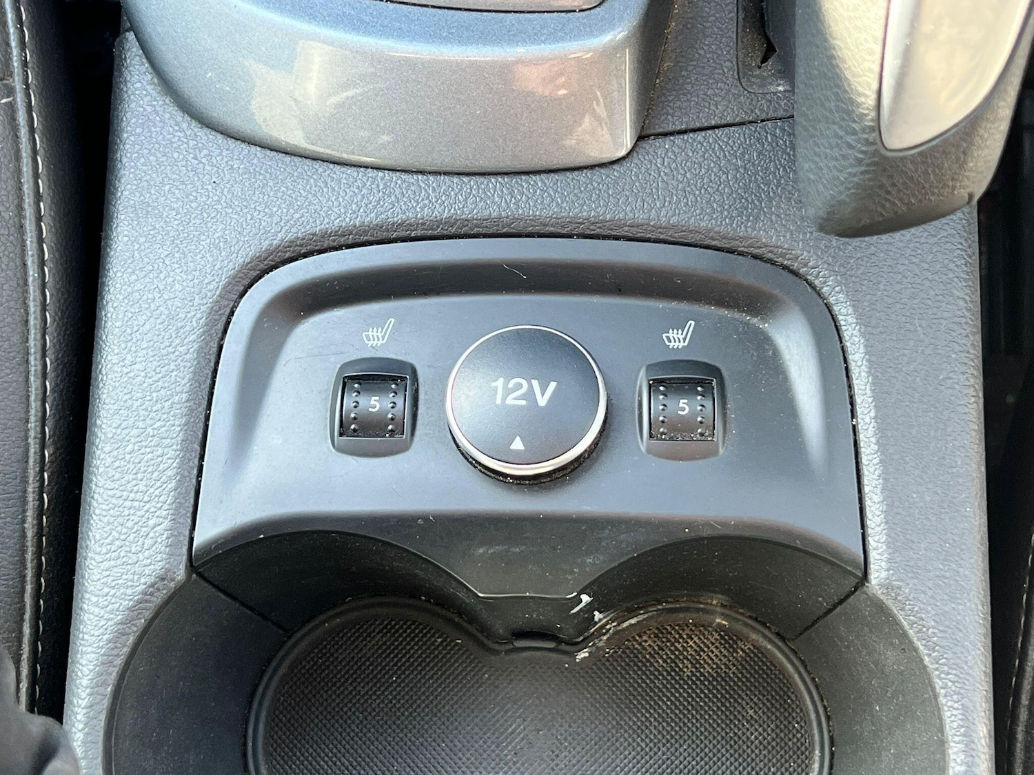Used Ford Focus 2012 for sale - 76370977: Photo 2