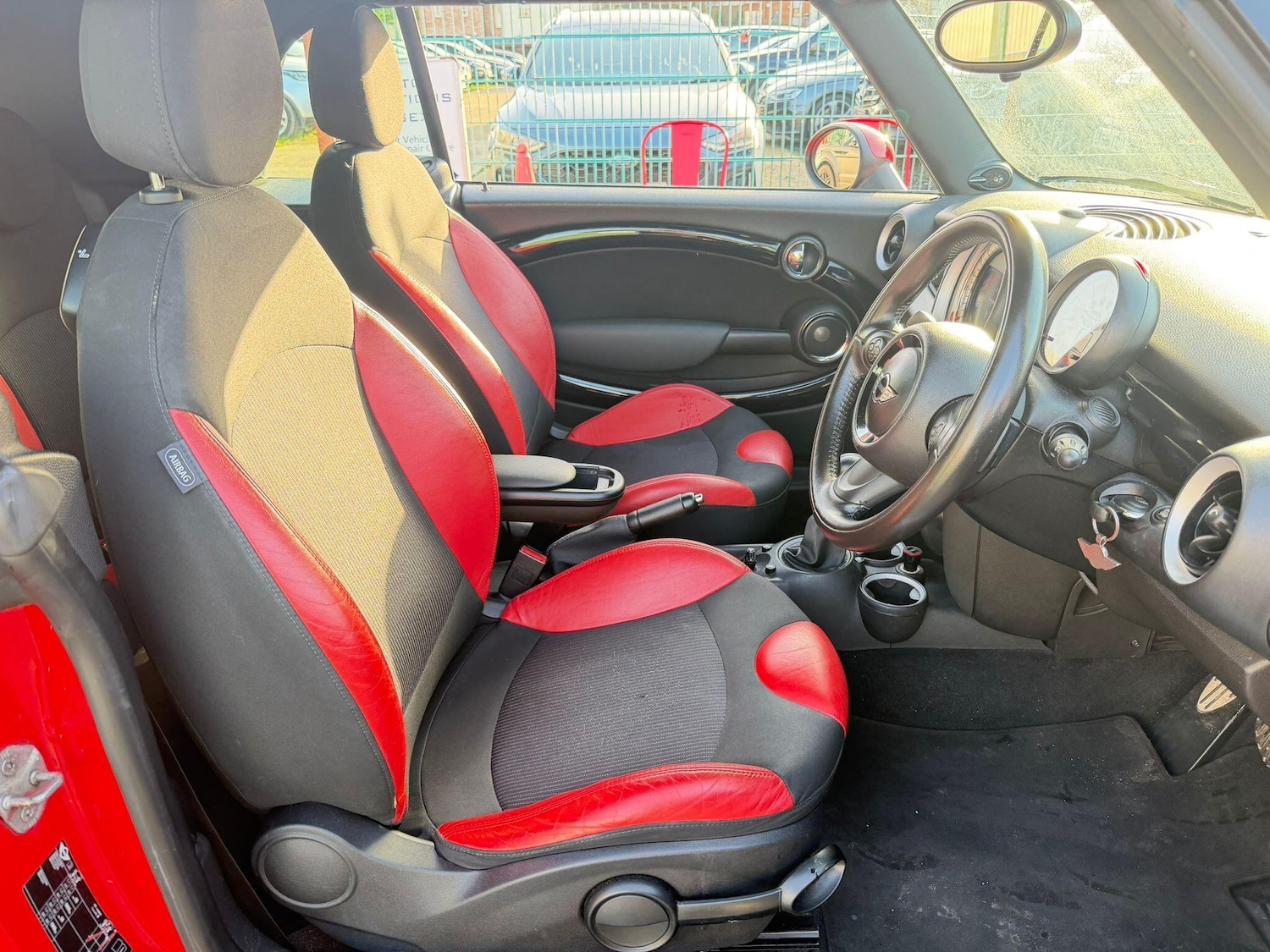 Used MINI Convertible 2011 for sale - 78184435: Photo 14