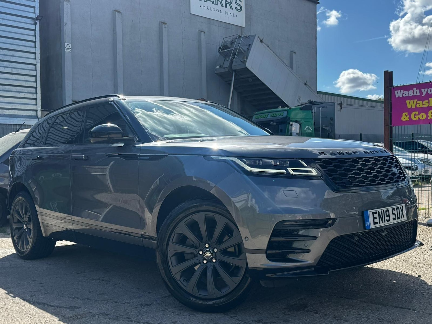 Used Land Rover Range Rover Velar 2019 for sale - 76988744: Photo 1