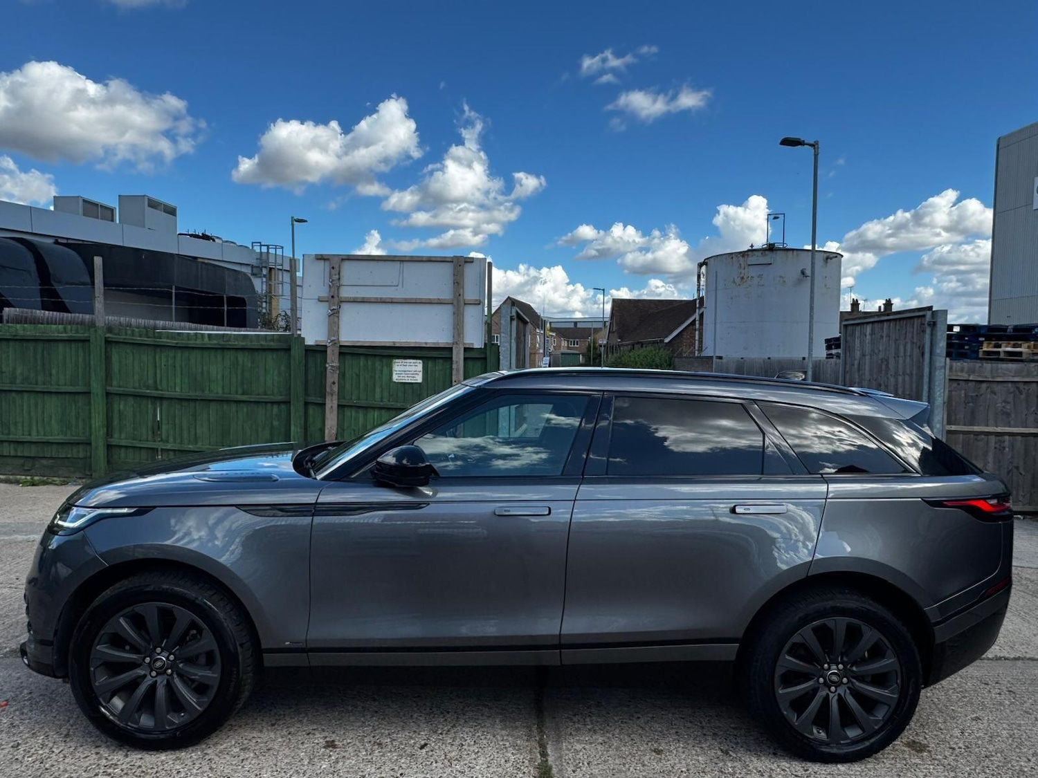 Used Land Rover Range Rover Velar 2019 for sale - 76988744: Photo 10