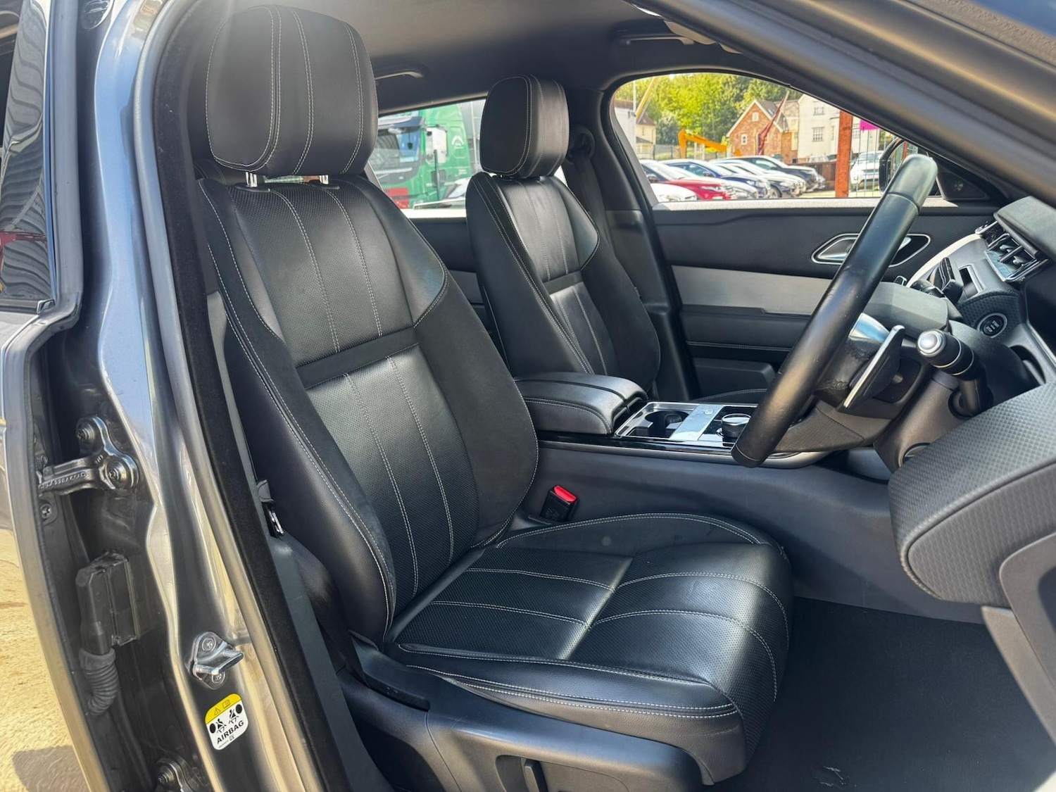 Used Land Rover Range Rover Velar 2019 for sale - 76988744: Photo 15