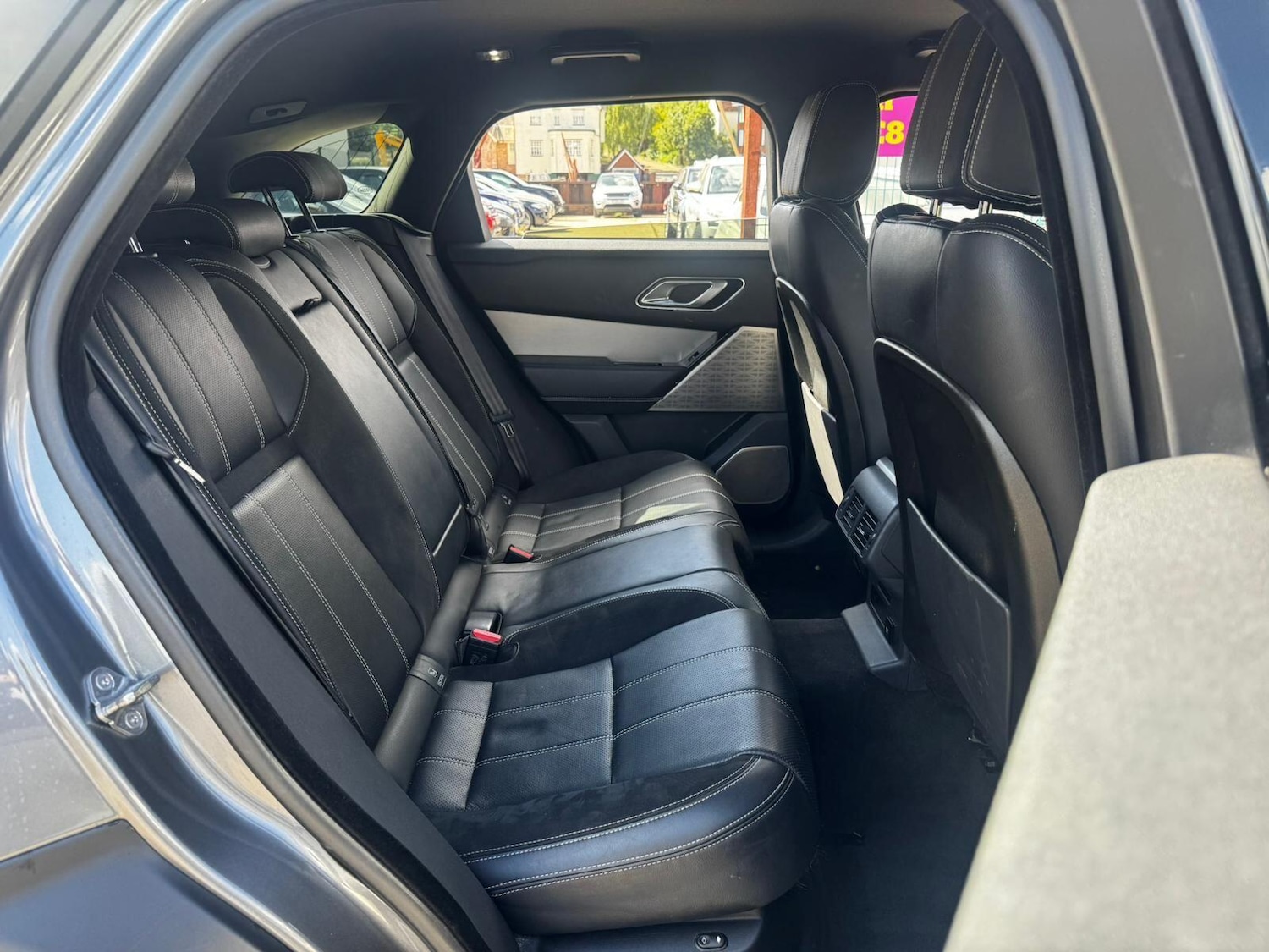 Used Land Rover Range Rover Velar 2019 for sale - 76988744: Photo 16