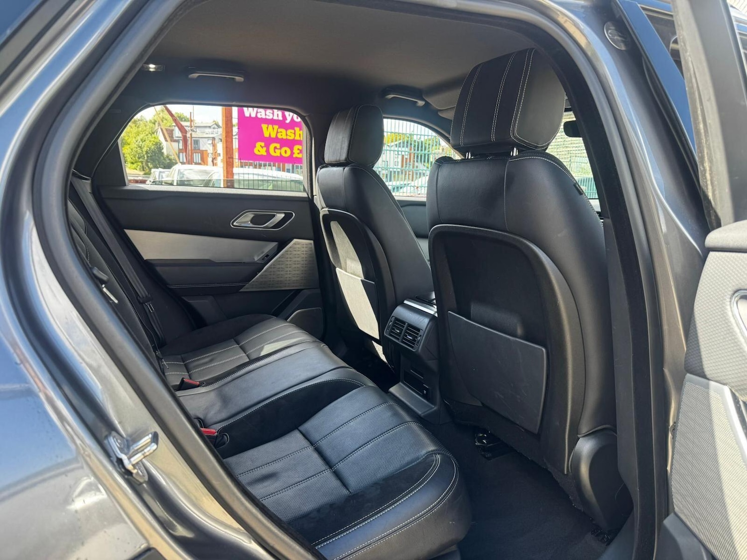 Used Land Rover Range Rover Velar 2019 for sale - 76988744: Photo 18