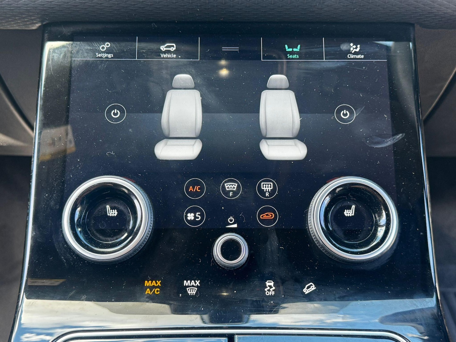 Used Land Rover Range Rover Velar 2019 for sale - 76988744: Photo 9