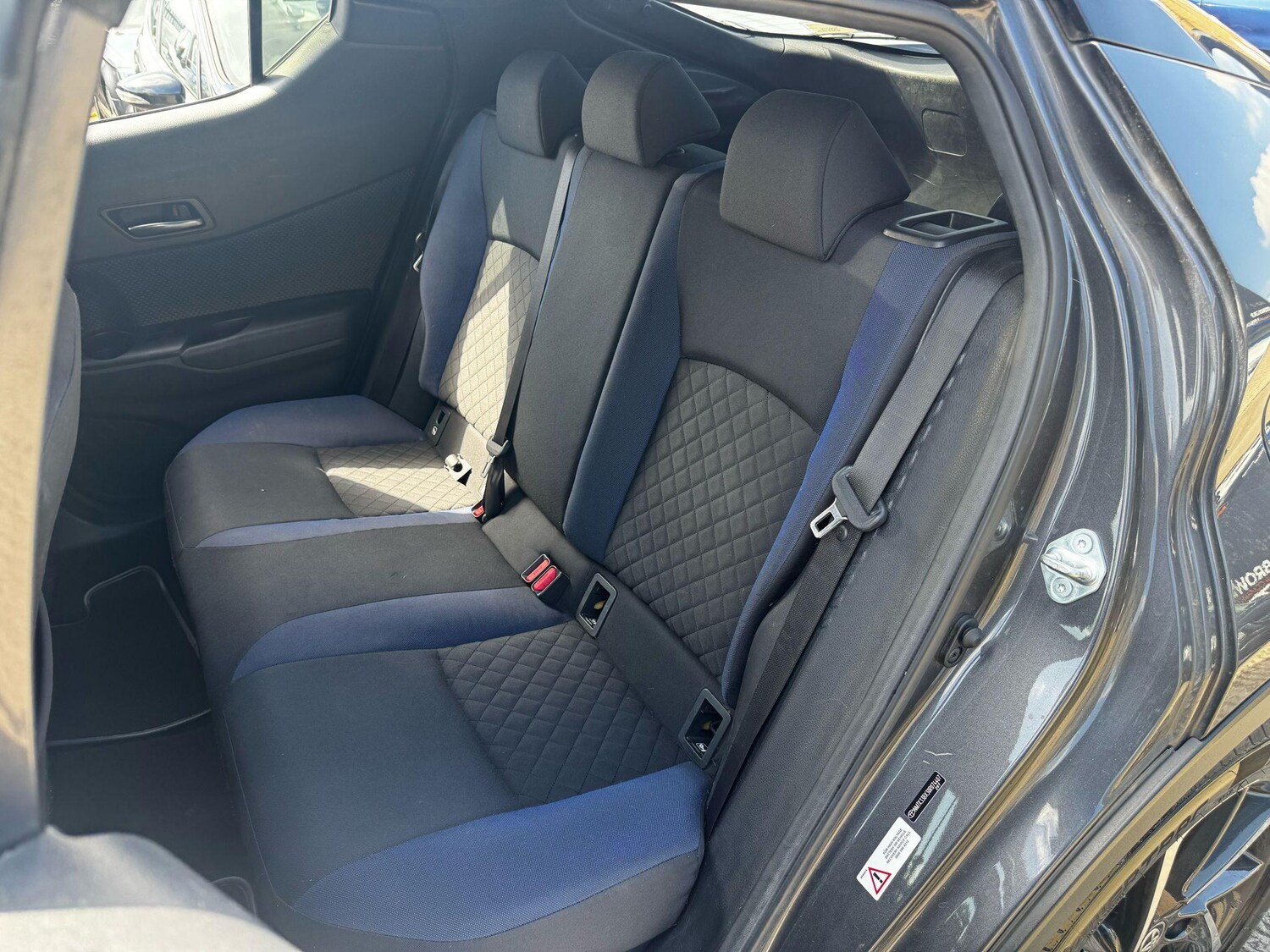 Used Toyota C-HR for sale - 77469010: Photo 21