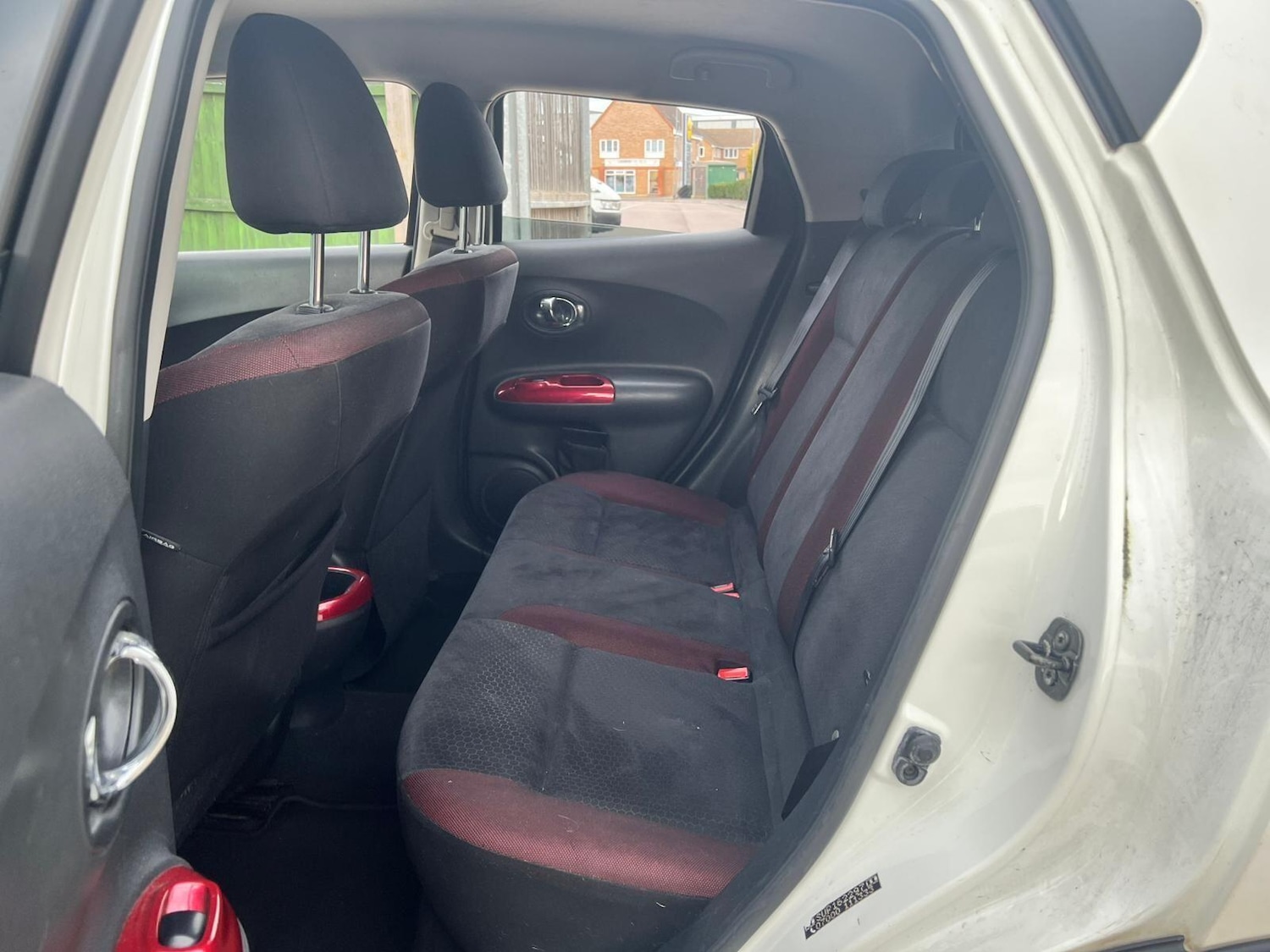 Used Nissan Juke 2011 for sale - 76994066: Photo 15