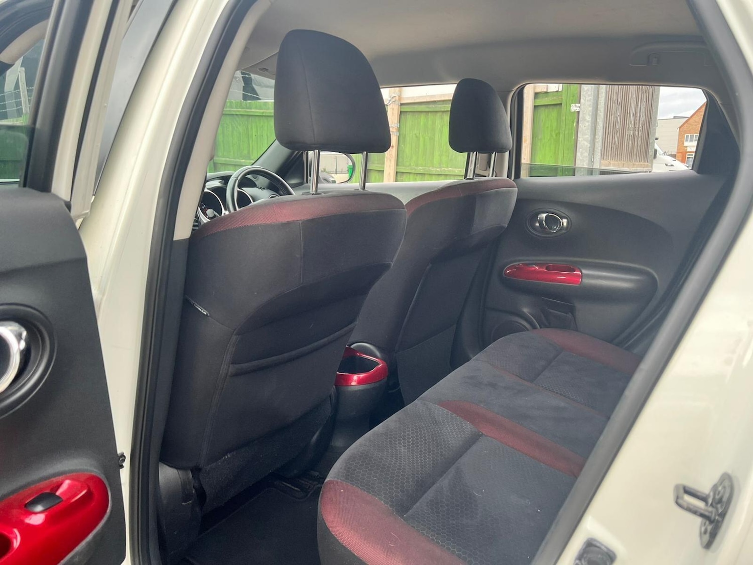 Used Nissan Juke 2011 for sale - 76994066: Photo 17