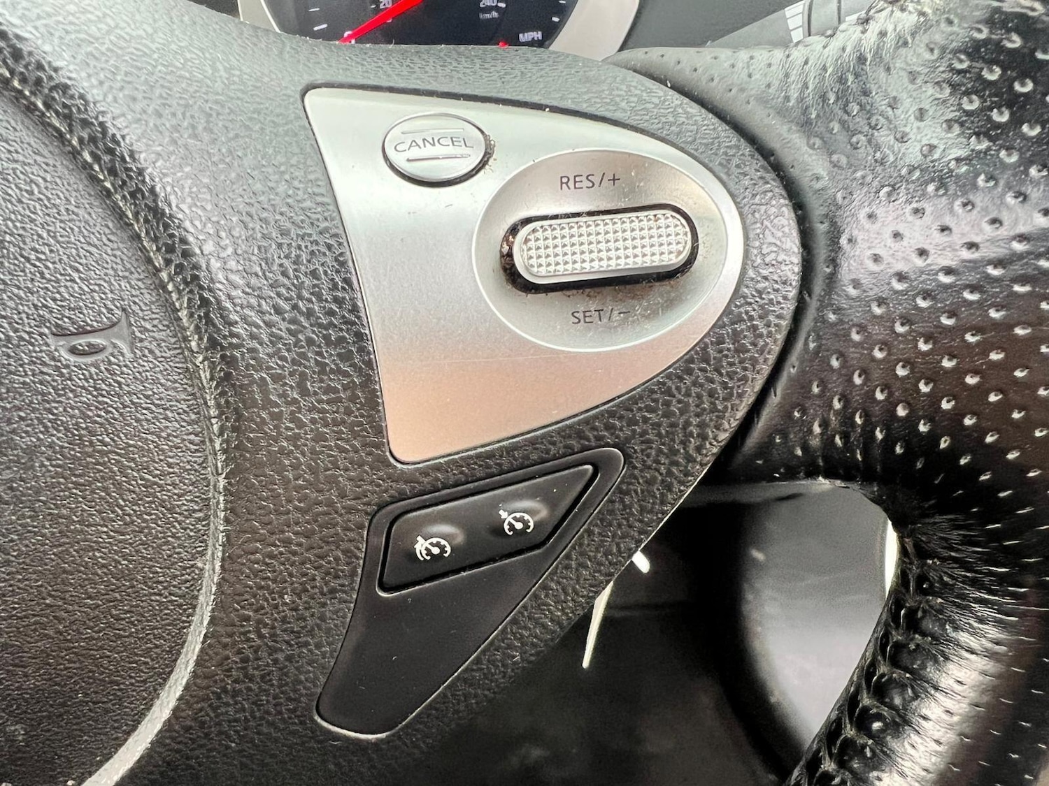 Used Nissan Juke 2011 for sale - 76994066: Photo 25