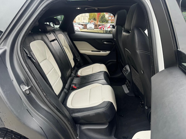 Used Jaguar F-Pace 2016 for sale - 76200668: Photo 16