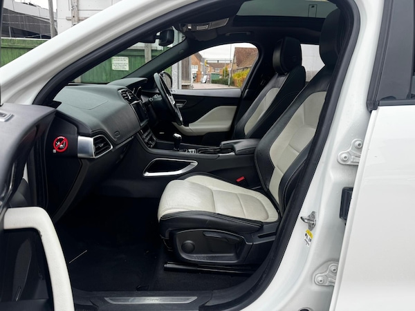 Used Jaguar F-Pace 2016 for sale - 76200668: Photo 22