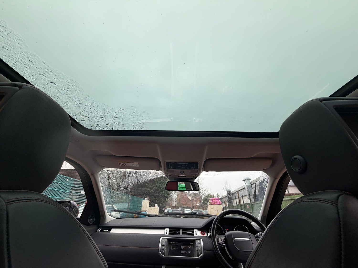 Used Land Rover Range Rover Evoque 2016 for sale - 77191733: Photo 2