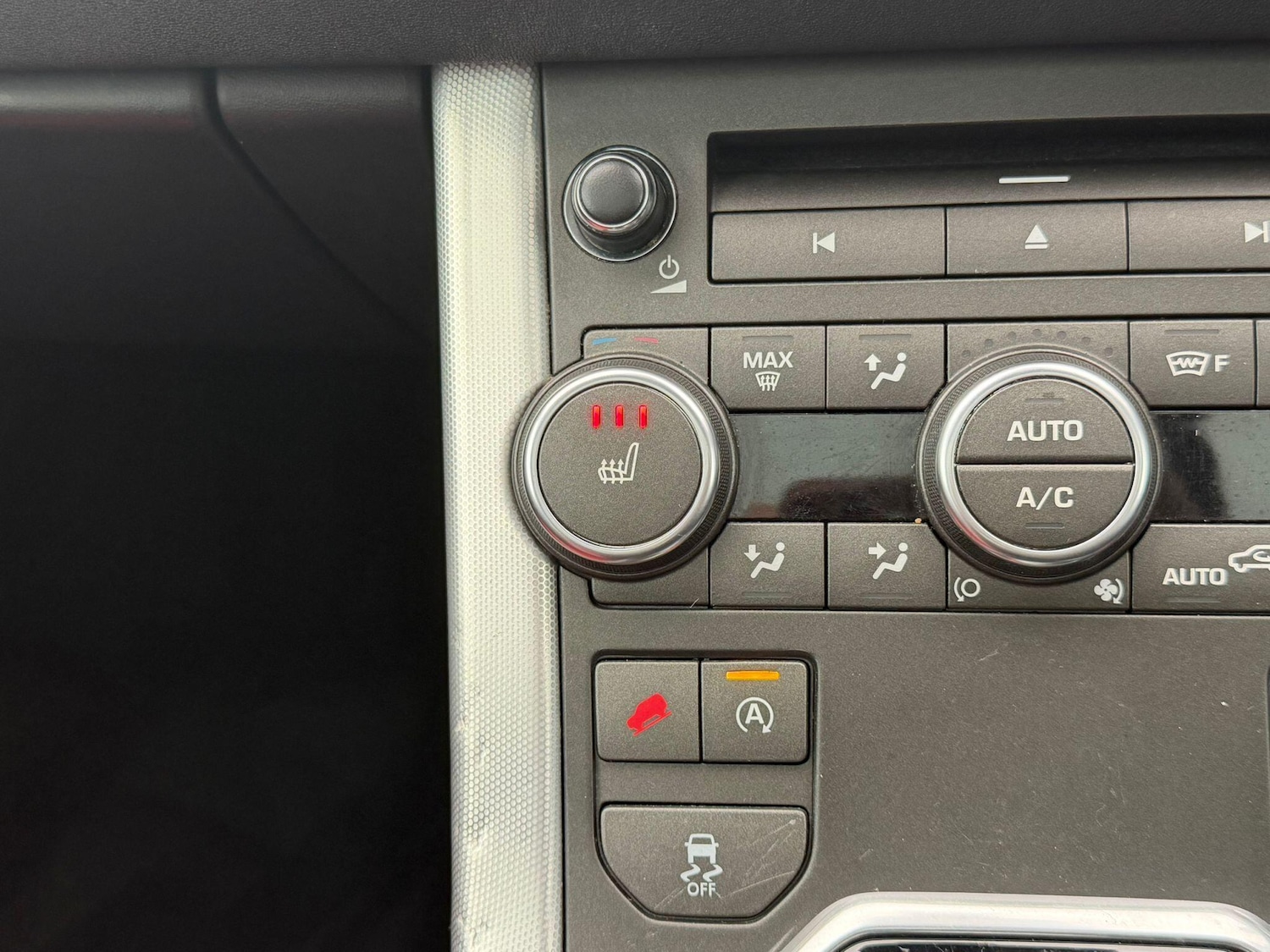 Used Land Rover Range Rover Evoque 2016 for sale - 77191733: Photo 29