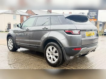 Used Land Rover Range Rover Evoque 2018 for sale - 79780610: Photo