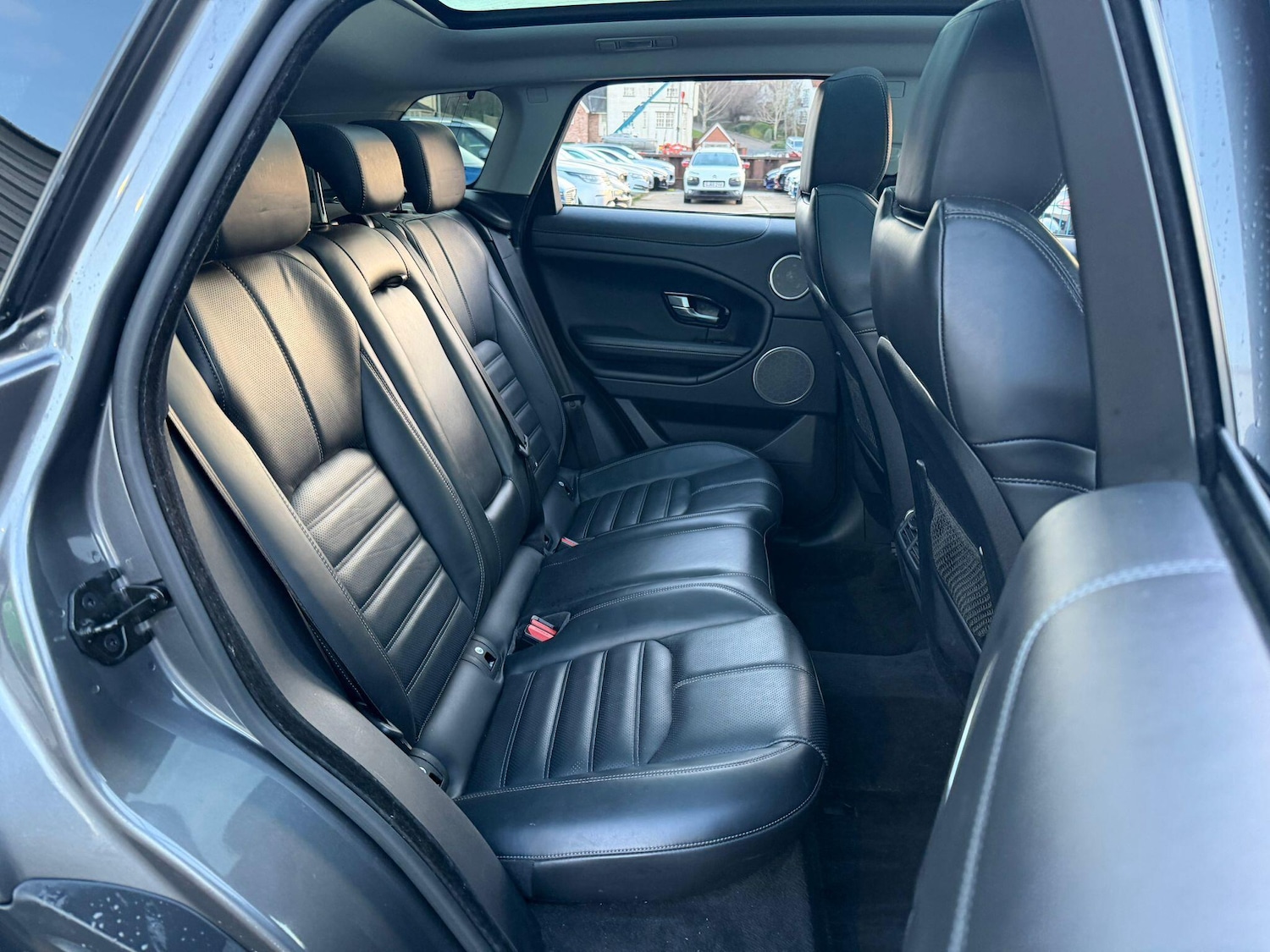 Used Land Rover Range Rover Evoque 2015 for sale - 77131425: Photo 16