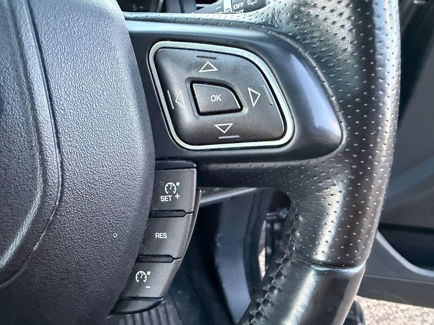 Used Land Rover Range Rover Evoque 2015 for sale - 77131425: Photo 25