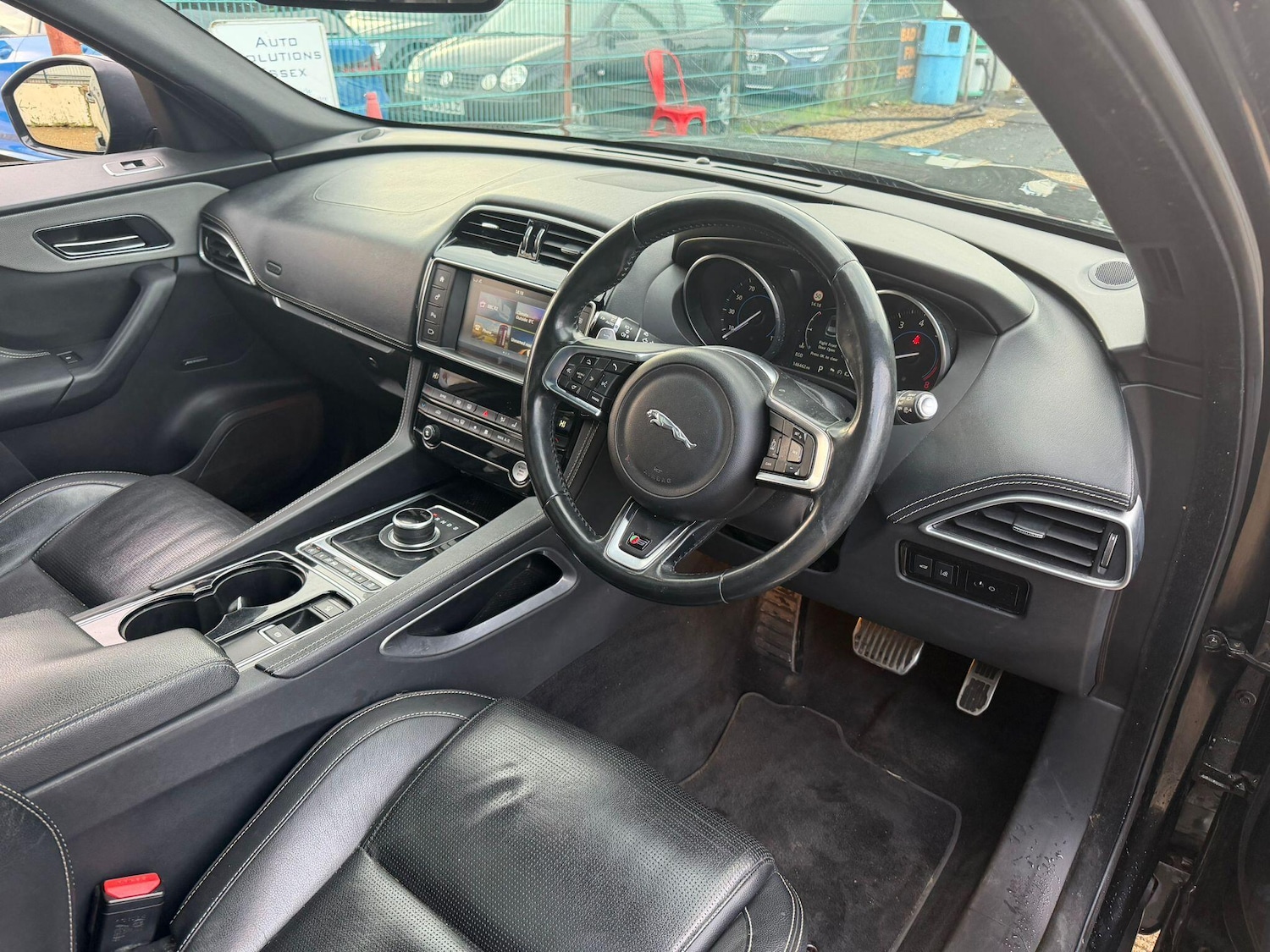 Used Jaguar F-Pace 2016 for sale - 76839575: Photo 14