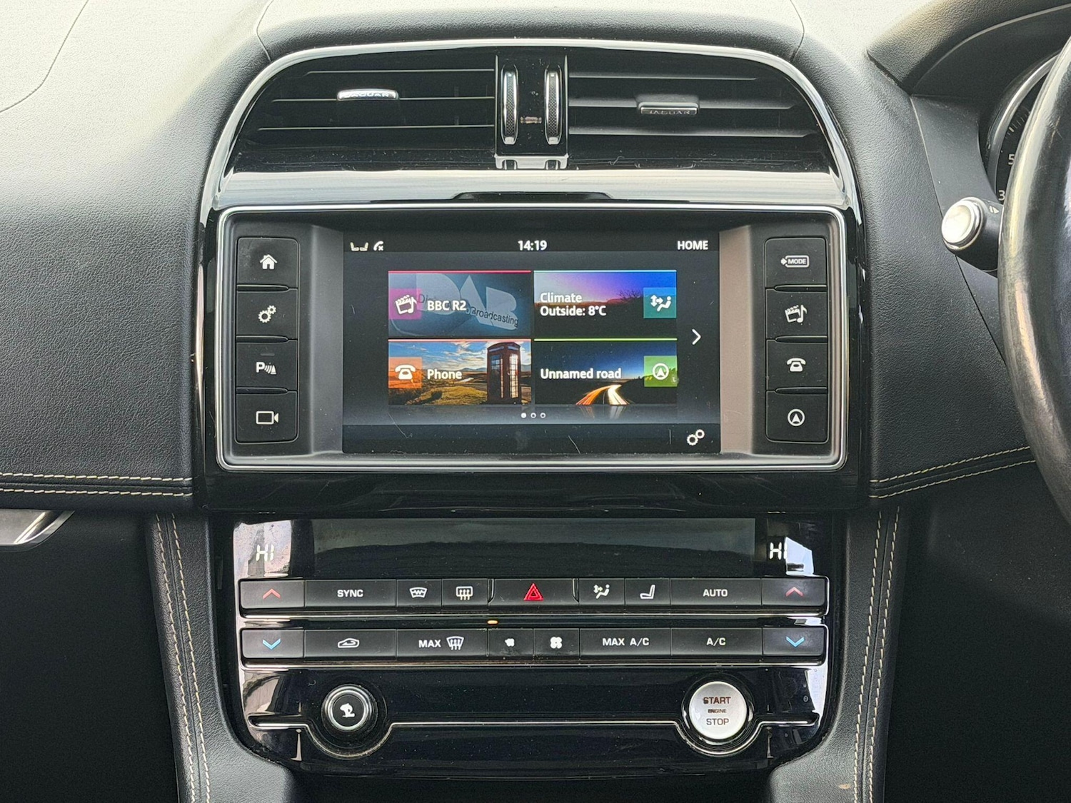 Used Jaguar F-Pace 2016 for sale - 76839575: Photo 25