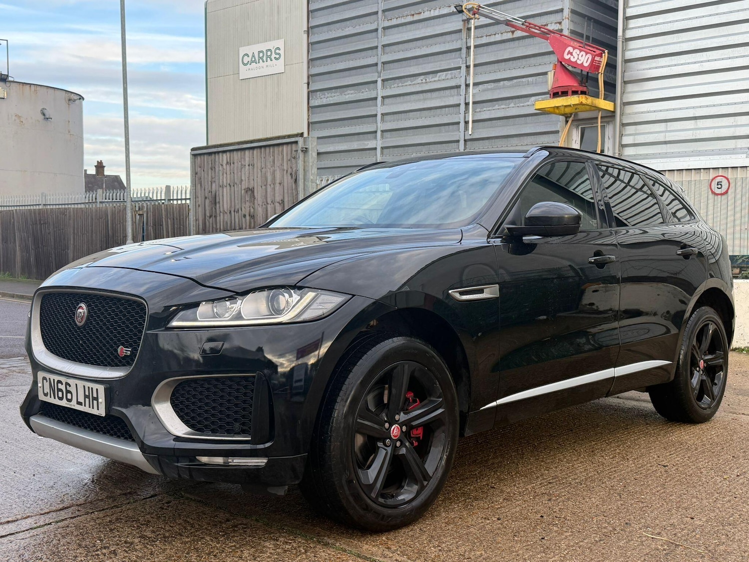 Used Jaguar F-Pace 2016 for sale - 76839575: Photo 5