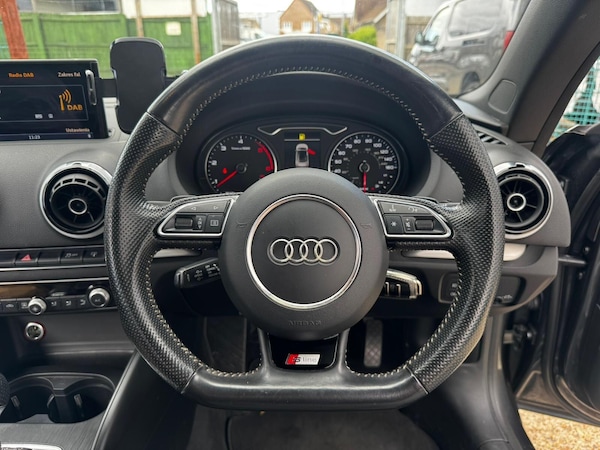 Used Audi A3 Cabriolet 2016 for sale - 75493565: Photo 21