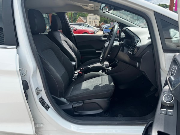 Used Ford Fiesta 2019 for sale - 74750546: Photo 12