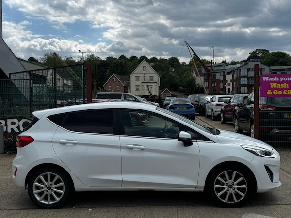 Used Ford Fiesta 2019 for sale - 74750546: Photo 3