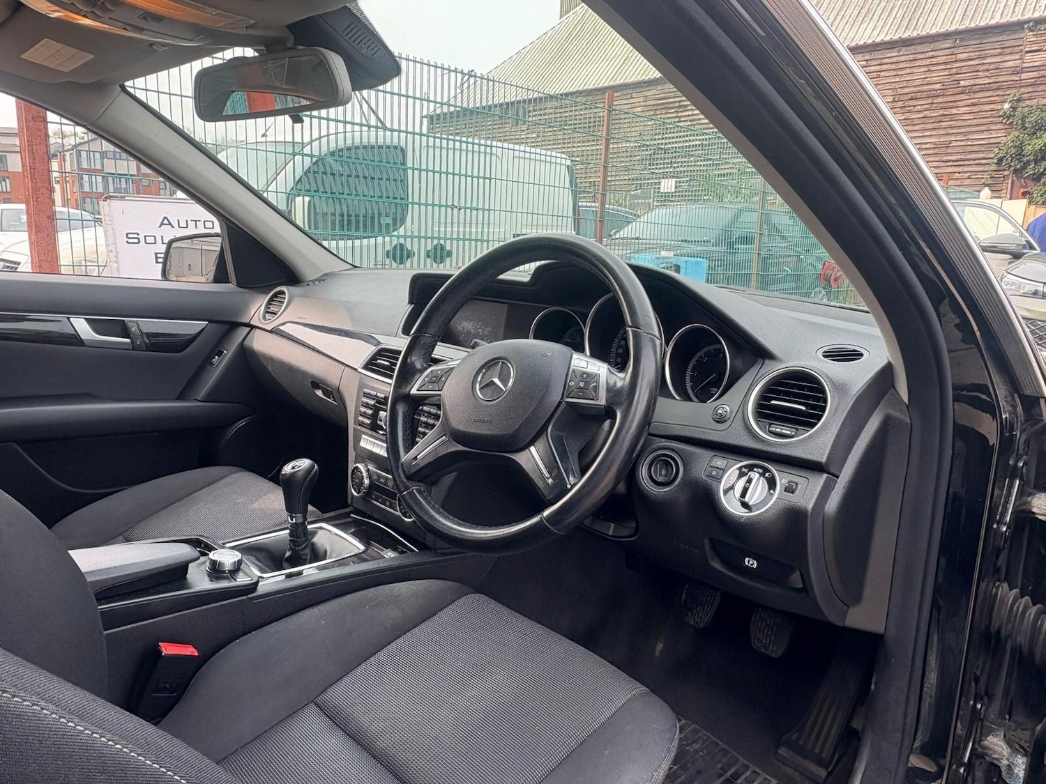 Used Mercedes-Benz C Class for sale - 77993614: Photo 11