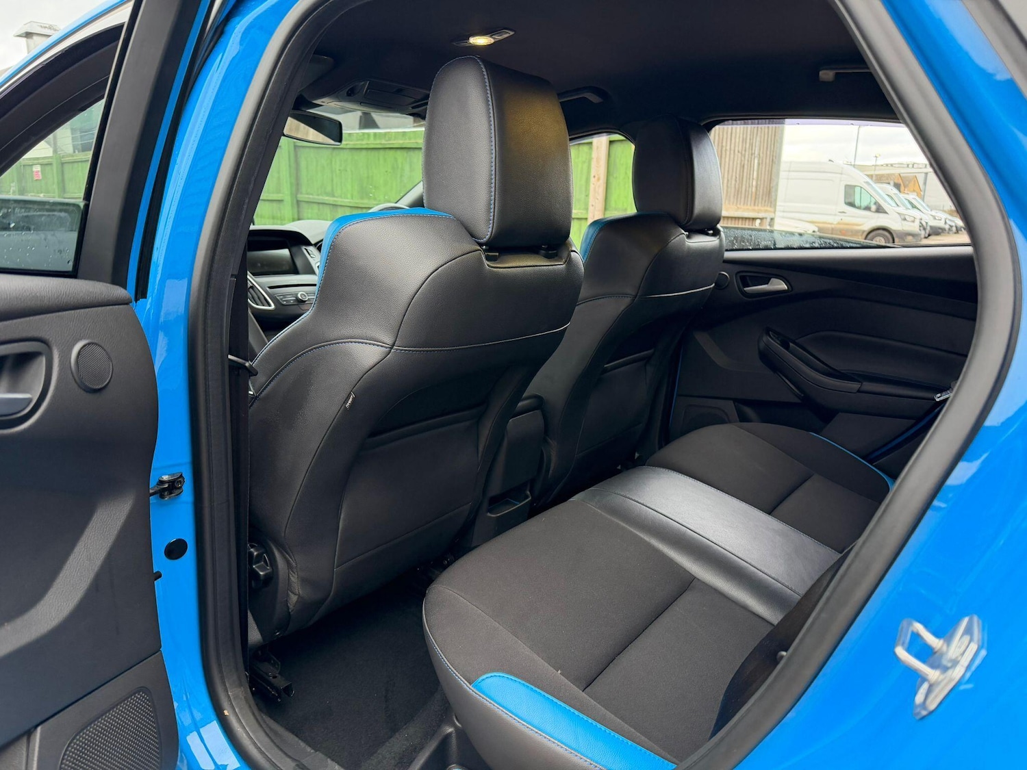 Used Ford Focus 2017 for sale - 76925911: Photo 24