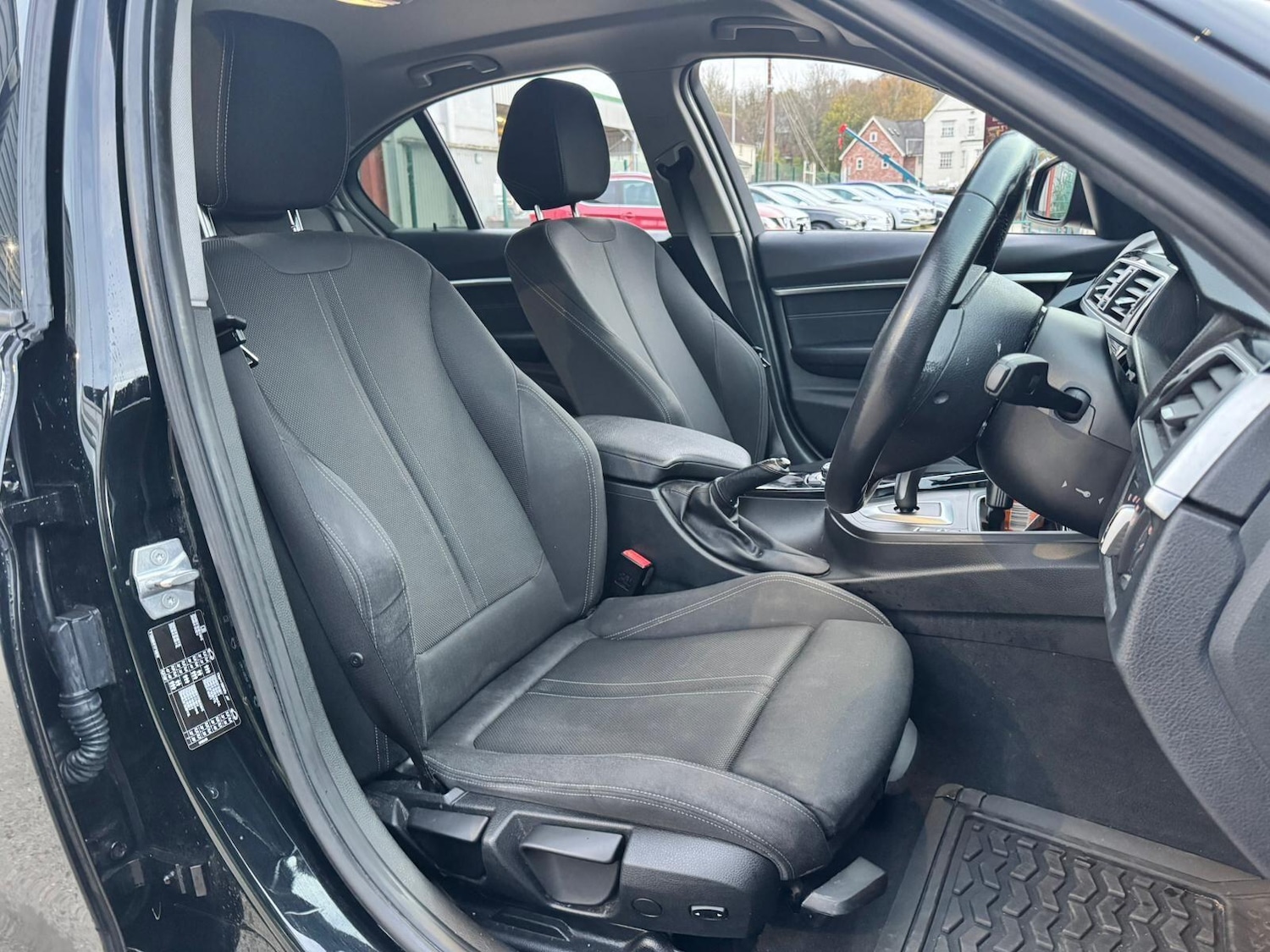 Used BMW 3 Series 2017 for sale - 76646213: Photo 14