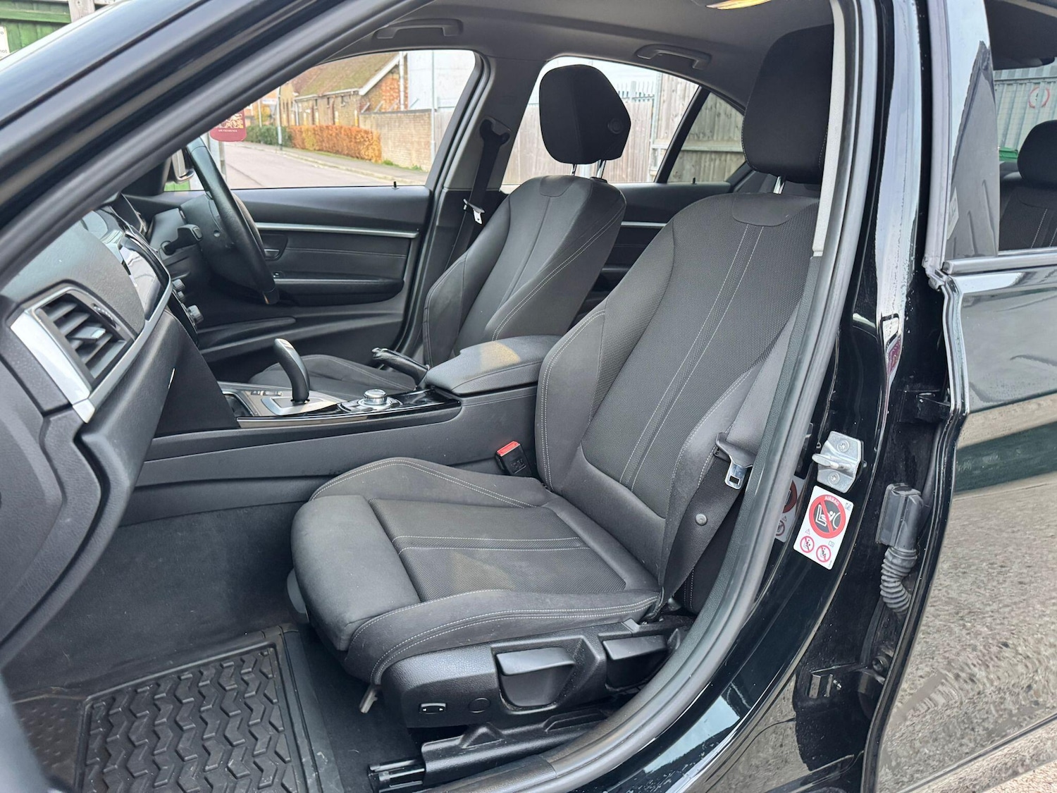 Used BMW 3 Series 2017 for sale - 76646213: Photo 22