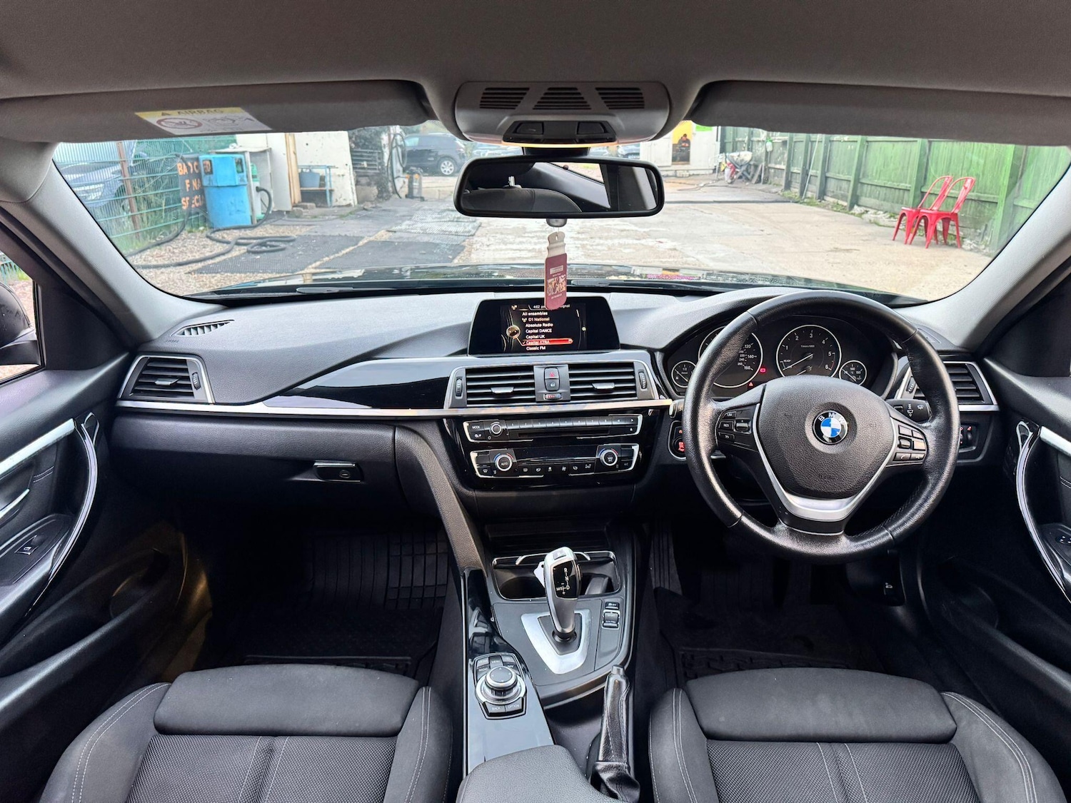 Used BMW 3 Series 2017 for sale - 76646213: Photo 24