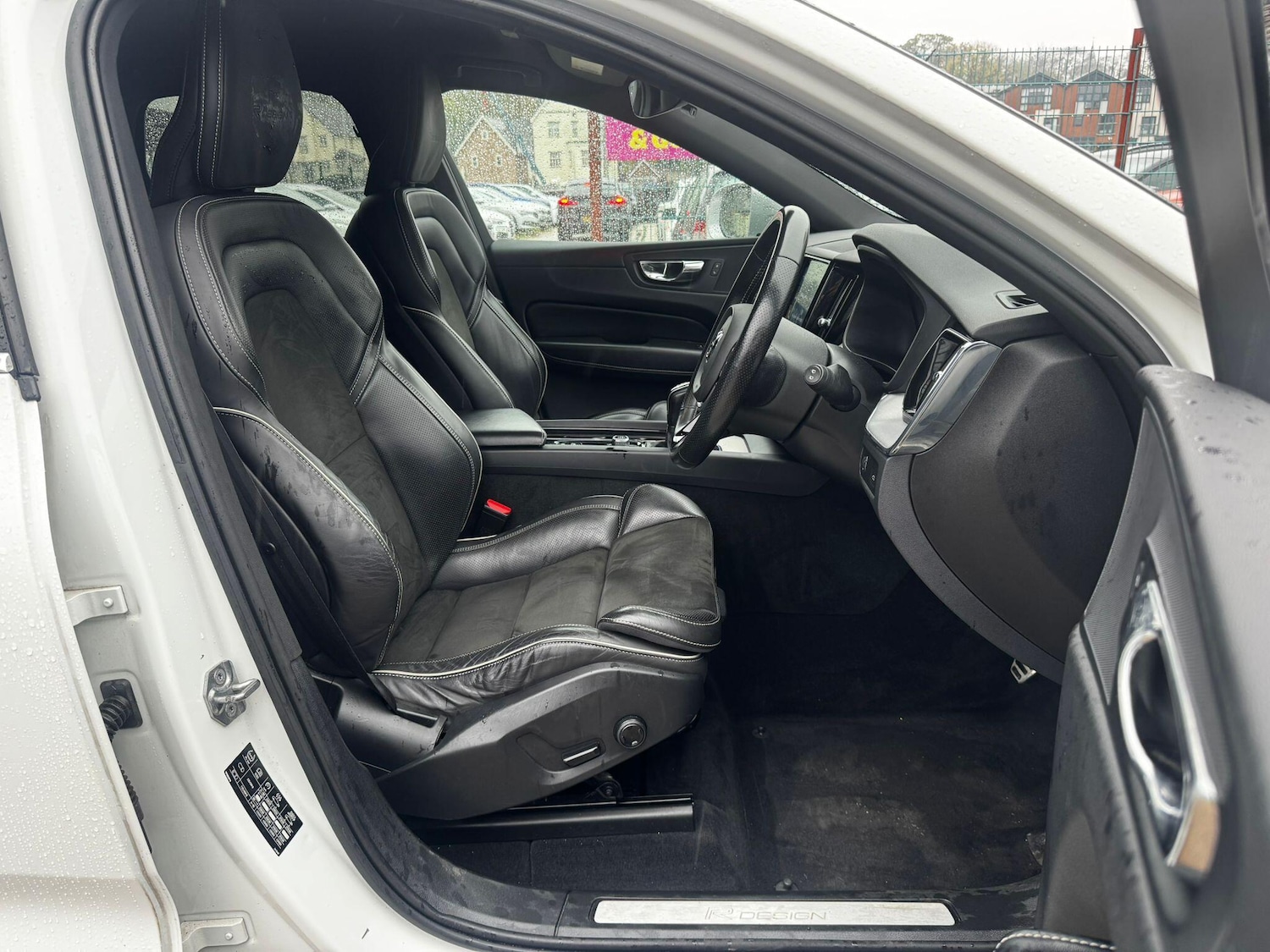 Used Volvo XC60 2018 for sale - 76585262: Photo 14