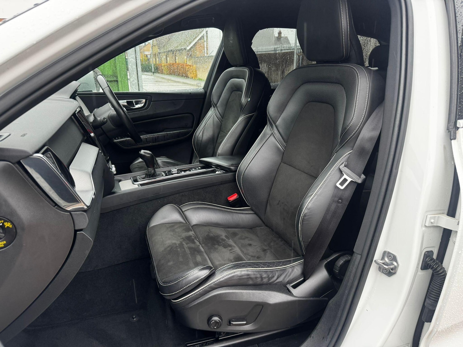 Used Volvo XC60 2018 for sale - 76585262: Photo 23