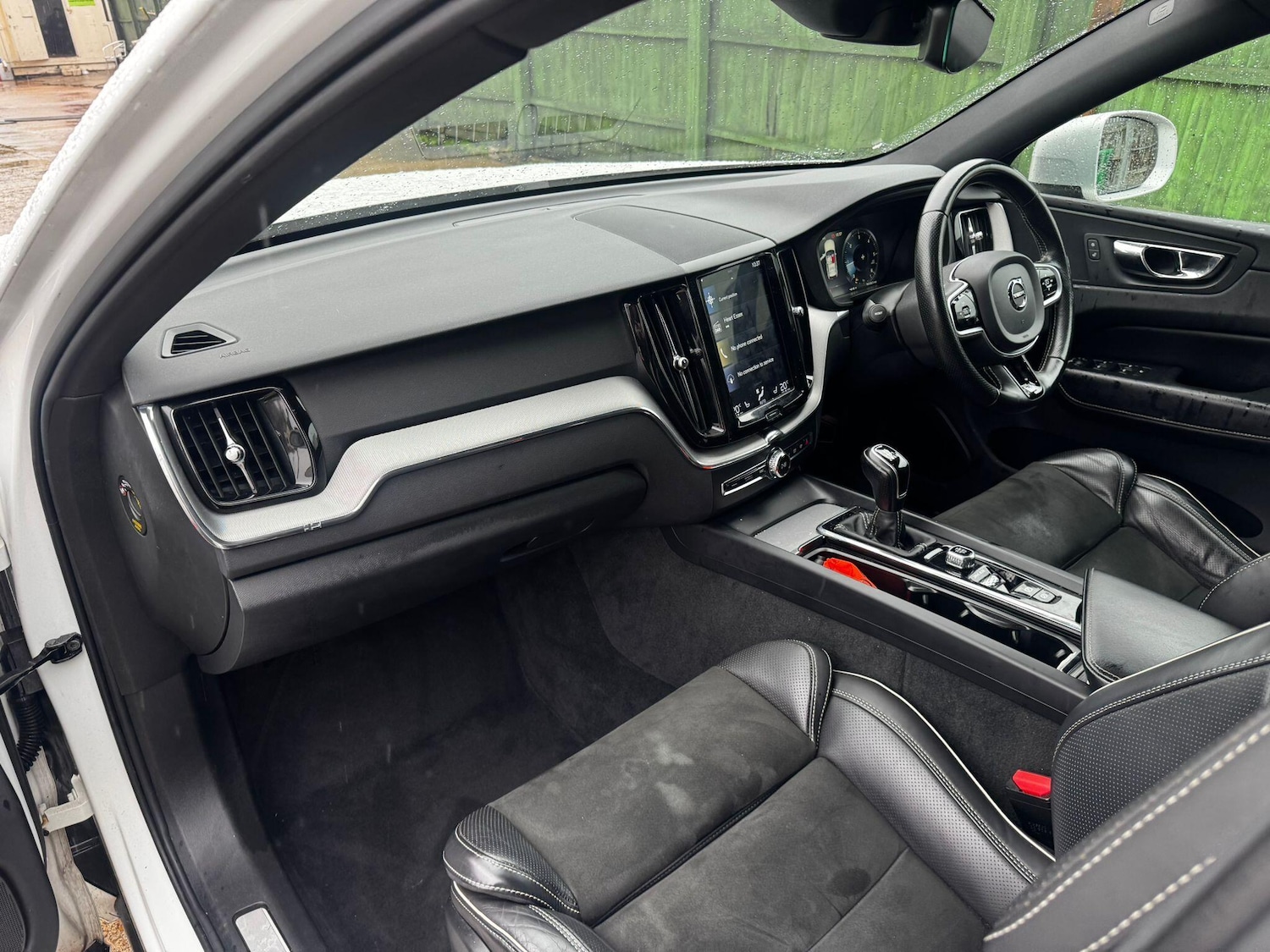 Used Volvo XC60 2018 for sale - 76585262: Photo 24