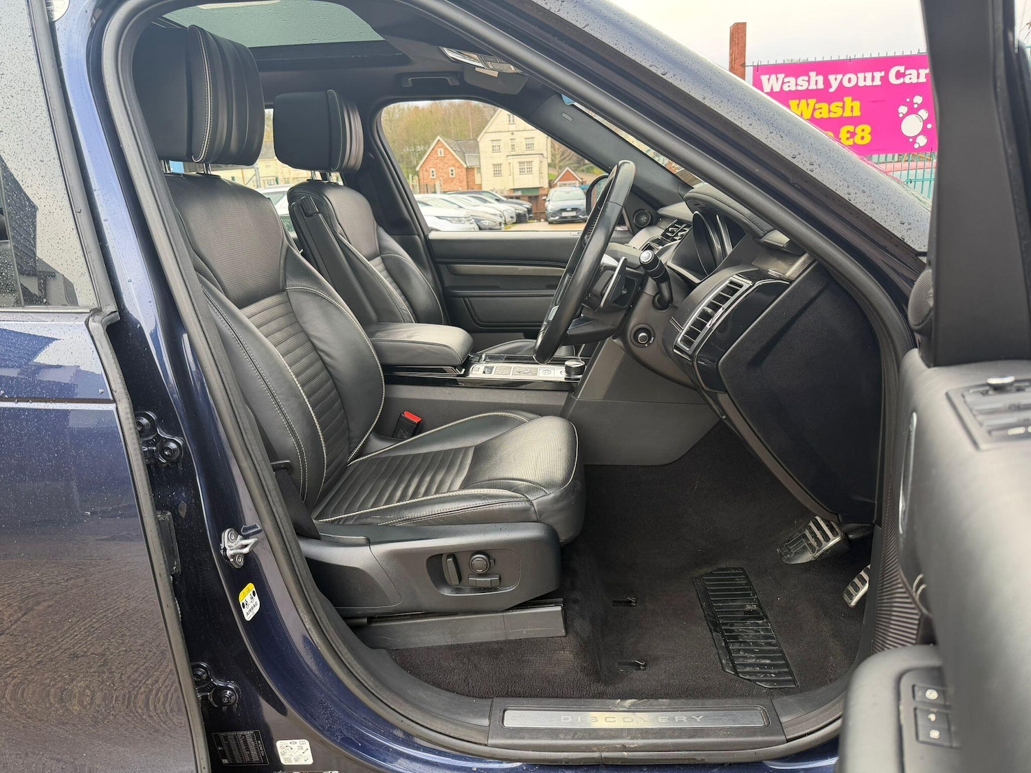 Used Land Rover Discovery 2017 for sale - 77387104: Photo 15