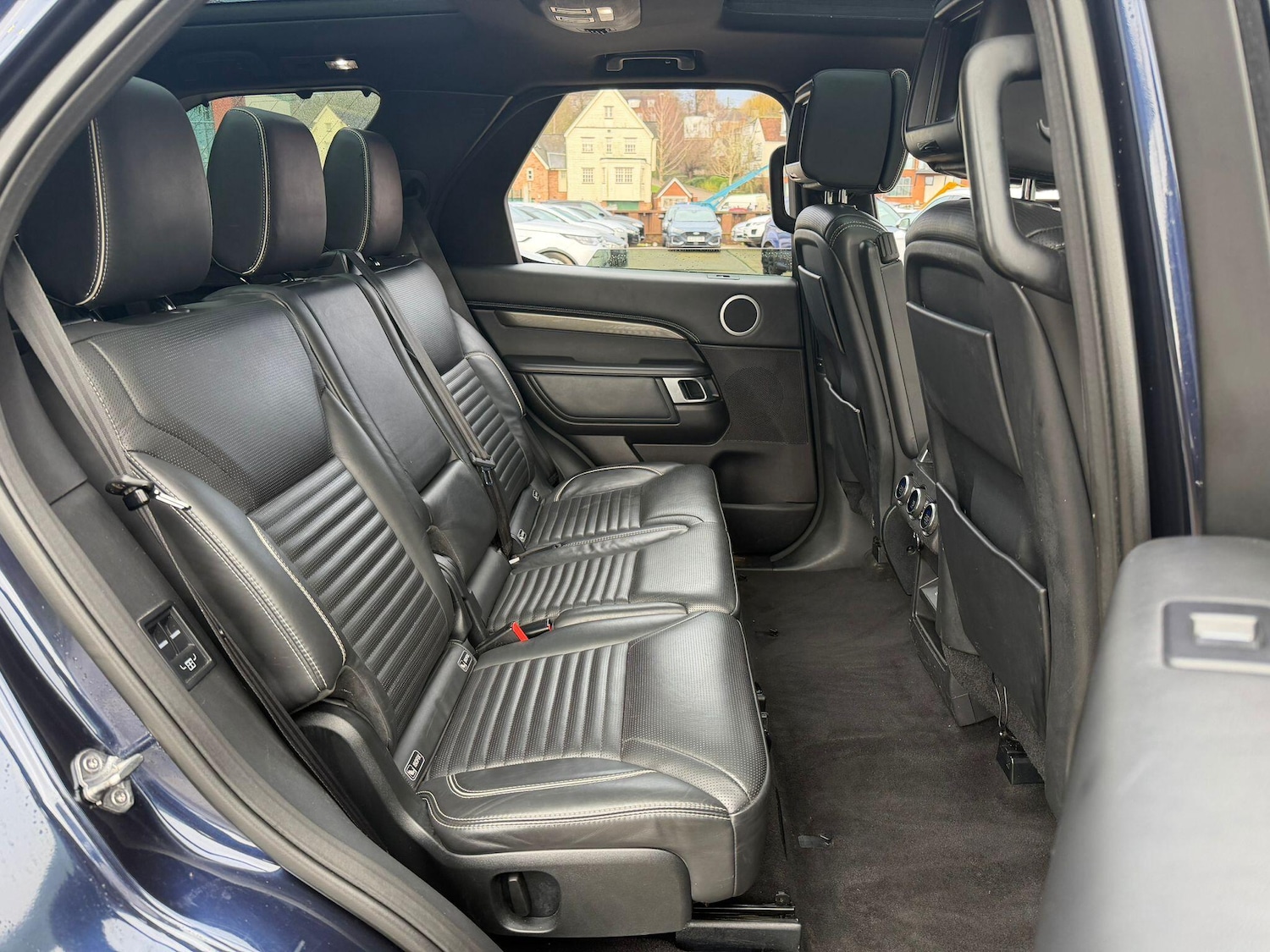 Used Land Rover Discovery 2017 for sale - 77387104: Photo 20