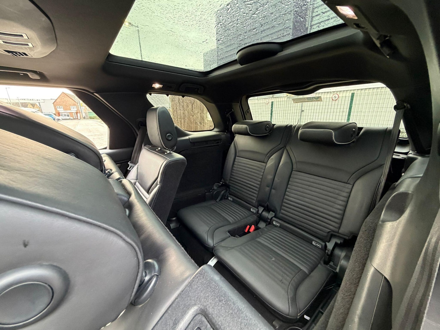 Used Land Rover Discovery 2017 for sale - 77387104: Photo 29