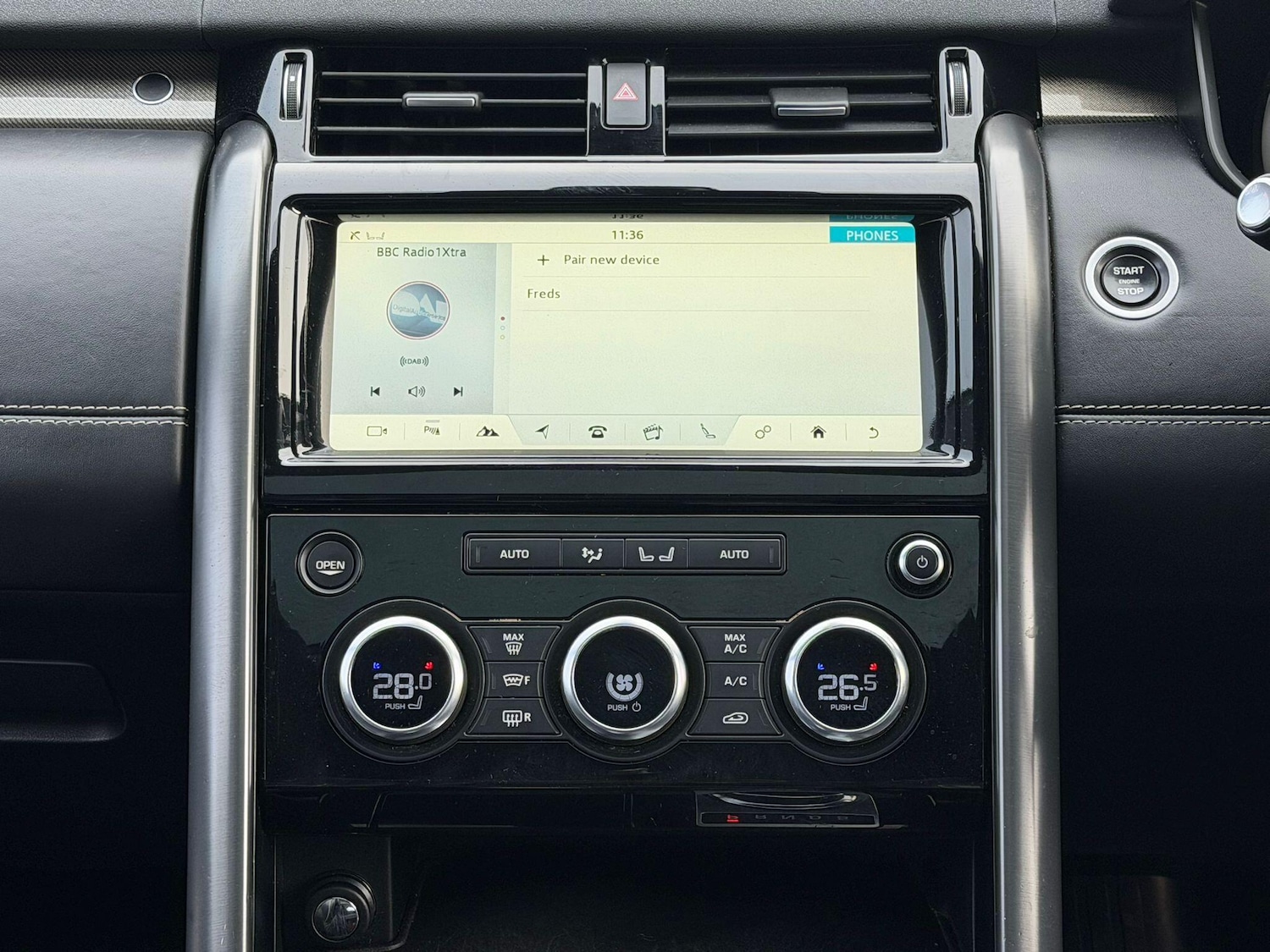 Used Land Rover Discovery 2017 for sale - 77387104: Photo 31