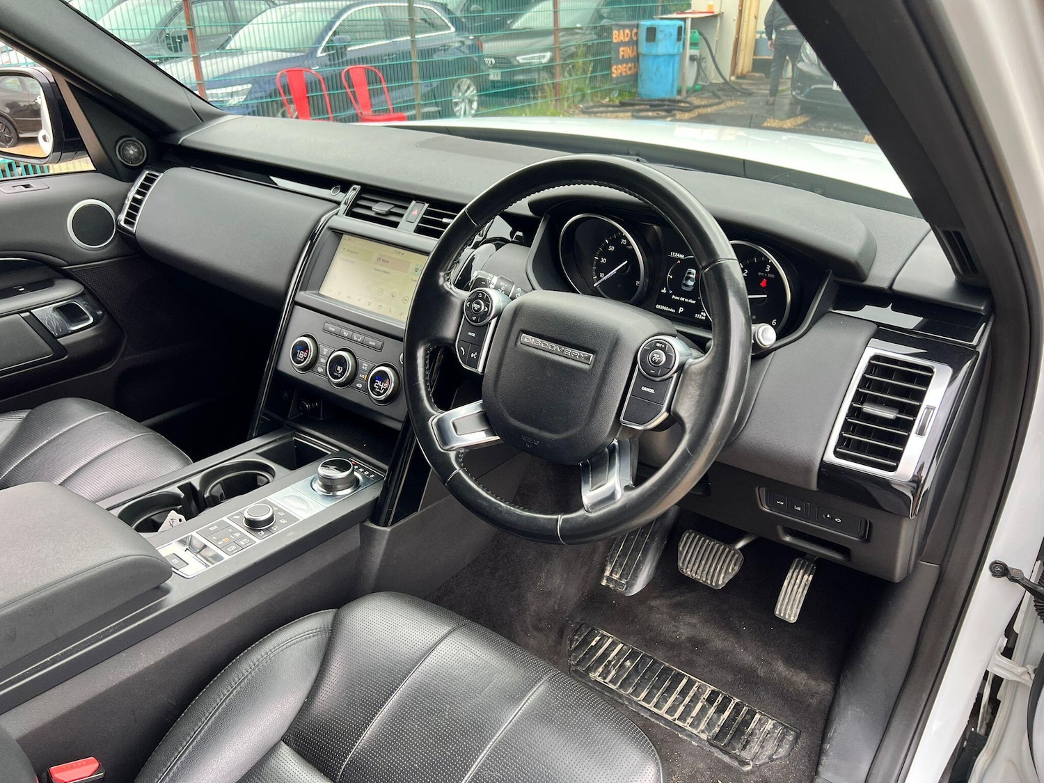 Used Land Rover Discovery 2018 for sale - 76994576: Photo 12