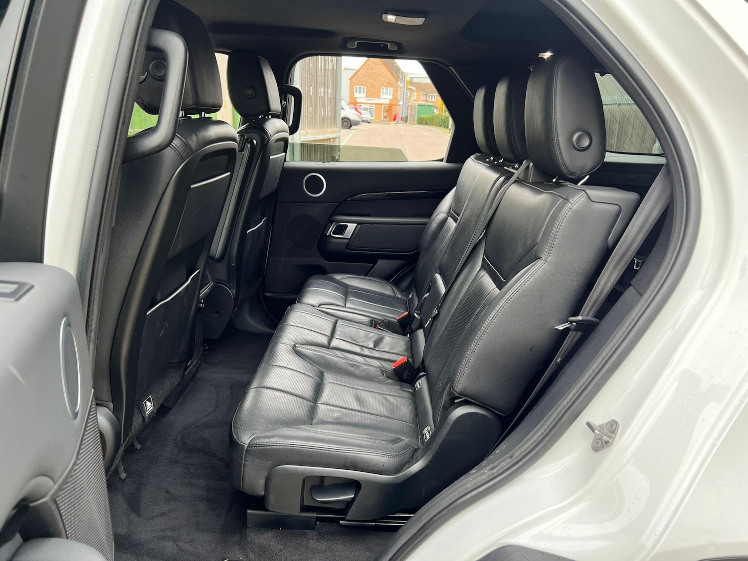 Used Land Rover Discovery 2018 for sale - 76994576: Photo 20