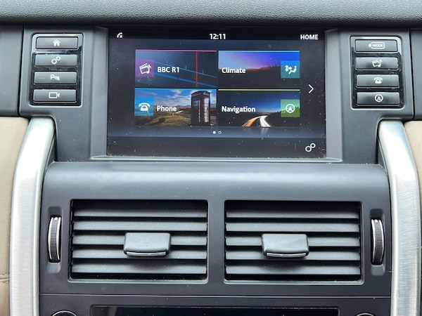 Used Land Rover Discovery Sport 2016 for sale - 76283734: Photo 12
