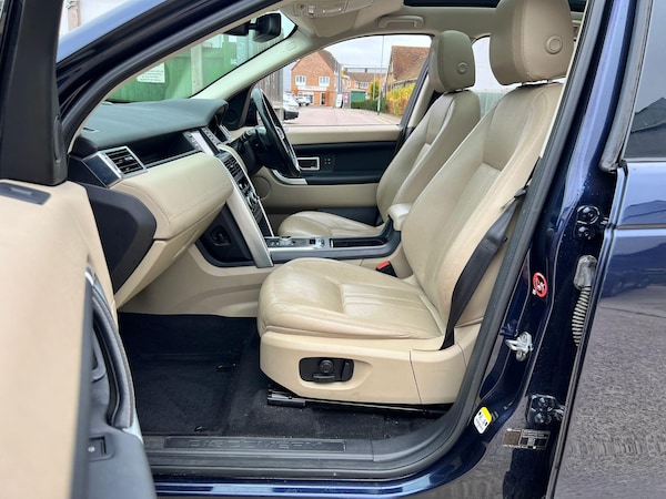 Used Land Rover Discovery Sport 2016 for sale - 76283734: Photo 21
