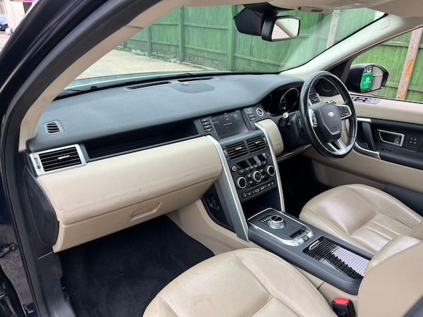 Used Land Rover Discovery Sport 2016 for sale - 76283734: Photo 23